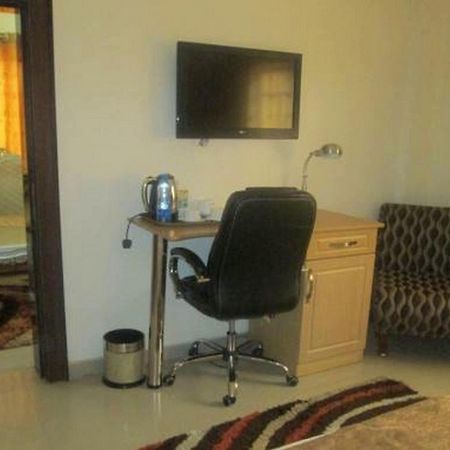 Room In Lodge - Ayalla Hotels And Suites Abuja Buitenkant foto