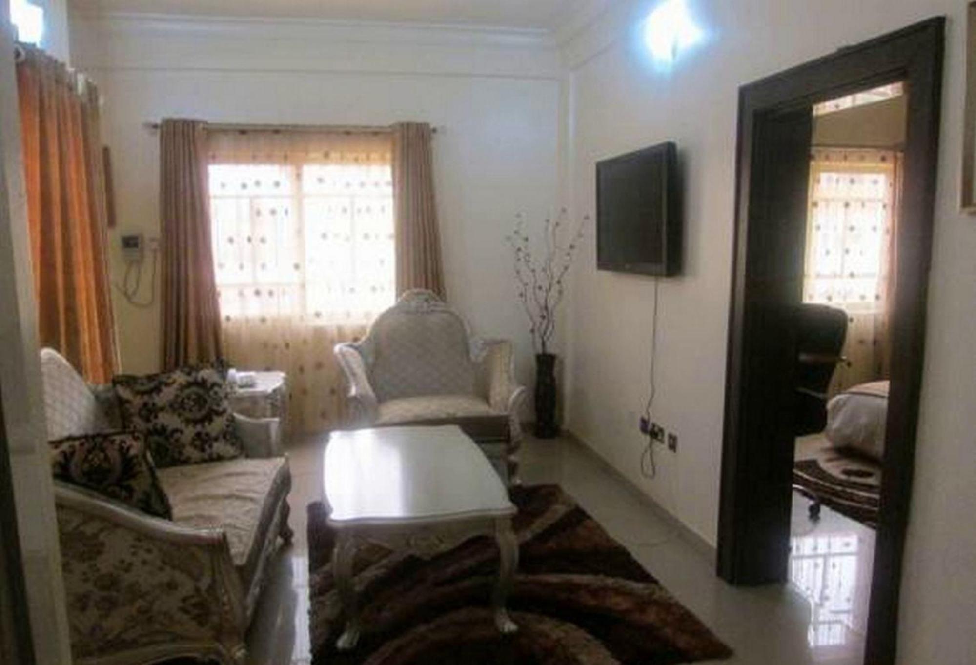 Room In Lodge - Ayalla Hotels And Suites Abuja Buitenkant foto