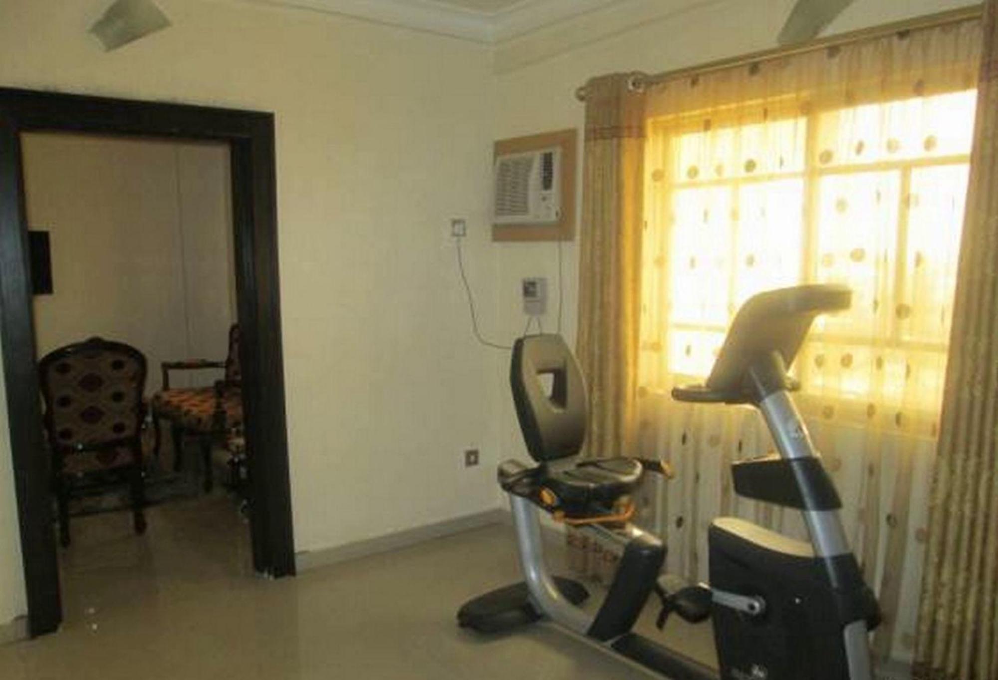 Room In Lodge - Ayalla Hotels And Suites Abuja Buitenkant foto