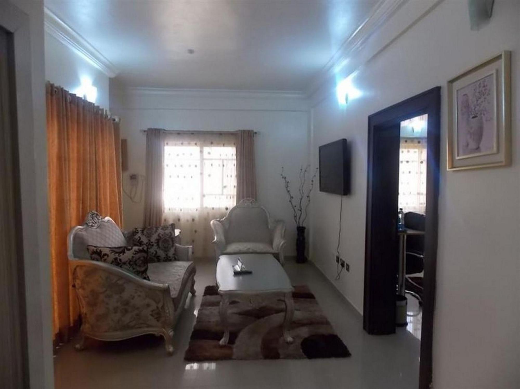 Room In Lodge - Ayalla Hotels And Suites Abuja Buitenkant foto